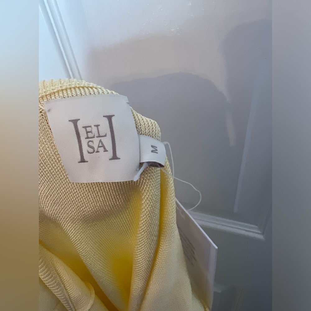 Elegant Yellow Off-Shoulder Maxi Dress - Picture 11 of 11